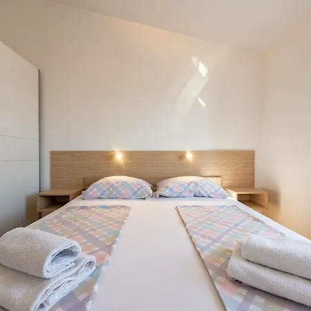 Apartamento Petkovic Zadar
